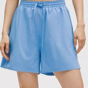 Lululemon Pace Rival SIZE High-Rise Short 5" Pool Party